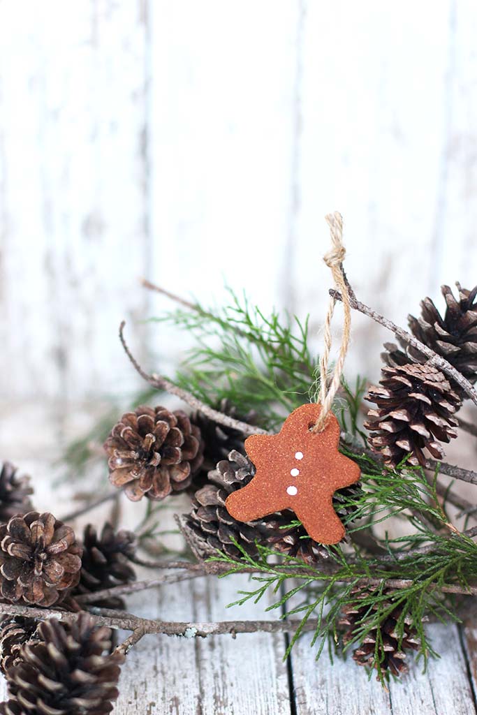 scandinavian gingerbread diy christmas ornaments